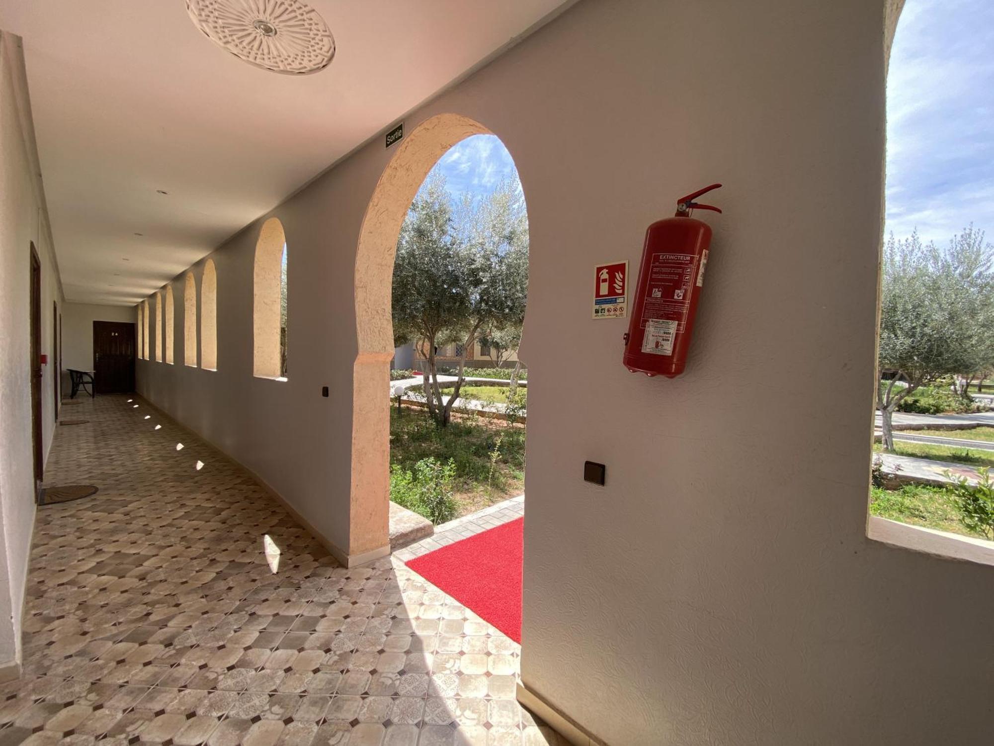 Ighiz Inn Resort Errachidia Exteriör bild